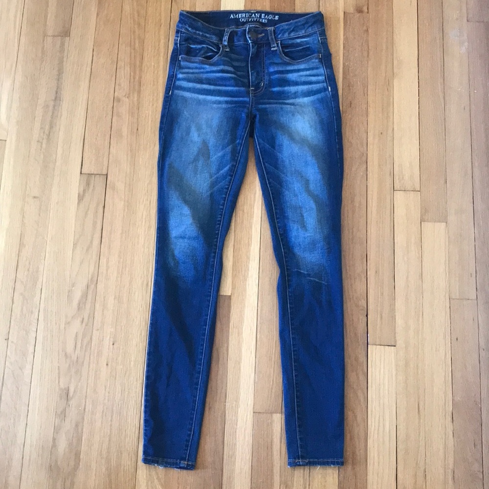 American Eagle Hi- Rise Jeans